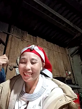 Snapshot of me-cute chatting on 22, 11, 2025 me-cute online show from 22, 11, 2025