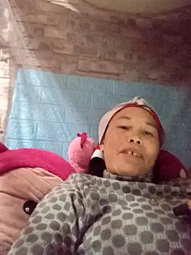 Snapshot of me-cute chatting on 23, 11, 2025 me-cute online show from 23, 11, 2025