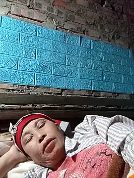 Snapshot of me-cute chatting on 29, 11, 2025 me-cute online show from 29, 11, 2025