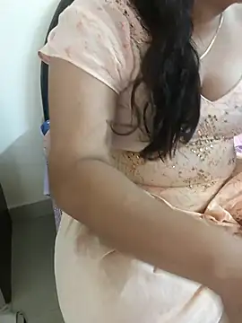 Snapshot of payal_261072_ chatting on 16, 9, 2025 payal 261072 online show from 16, 9, 2025