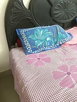 Snapshot of payal_261072_ chatting on 17, 9, 2025 payal 261072 online show from 17, 9, 2025