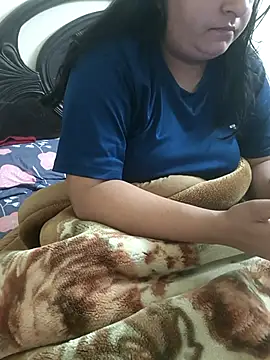 Snapshot of payal_261072_ chatting on 14, 12, 2025 payal 261072 online show from 14, 12, 2025