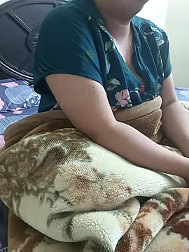 Snapshot of payal_261072_ chatting on 19, 12, 2025 payal 261072 online show from 19, 12, 2025