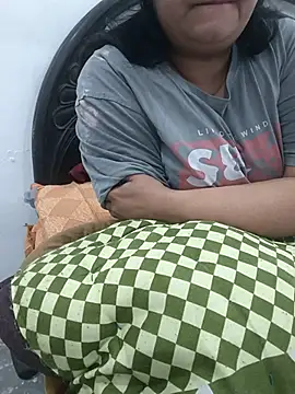 Snapshot of payal_261072_ chatting on 16, 1, 2026 payal 261072 online show from 16, 1, 2026