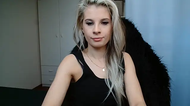 KristineGlow online show from 25, 6, 2026