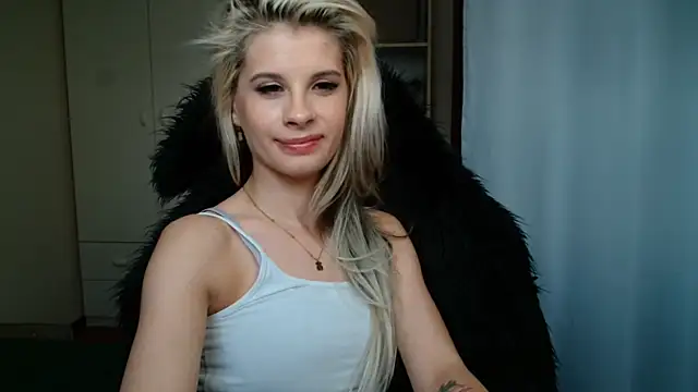 KristineGlow online show from 30, 6, 2026