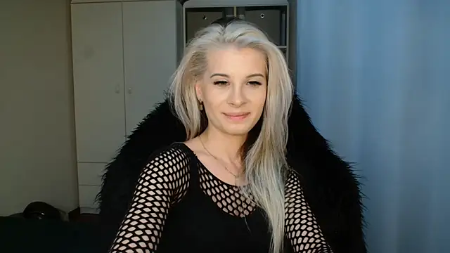 KristineGlow online show from 7, 7, 2026