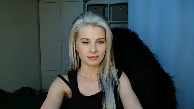 KristineGlow online show from 9, 7, 2026