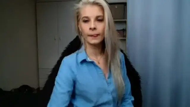 KristineGlow online show from 10, 7, 2026