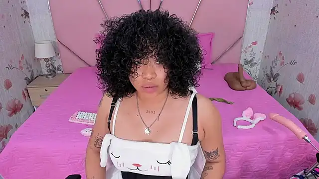 SafiroAgataaa online show from 21, 12, 2025