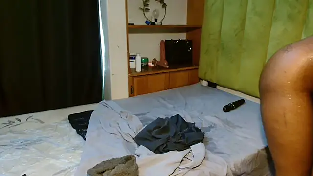 Keishaa-77 online show from 8, 10, 2025