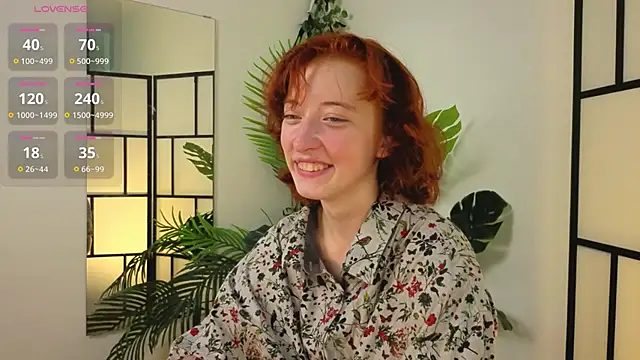 JuanaFriesz online show from 11, 9, 2025