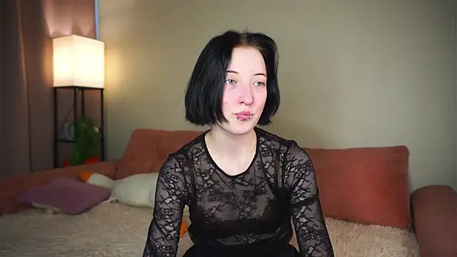 JuanaFriesz online show from 24, 4, 2026