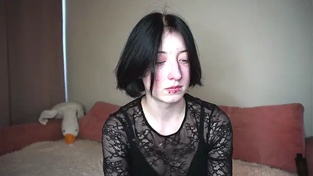 JuanaFriesz online show from 27, 4, 2026