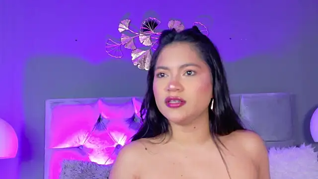 kendalFox  online show from 25, 4, 2026