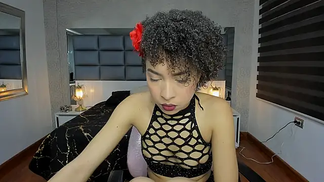 Lucia jane online show from 22, 11, 2025