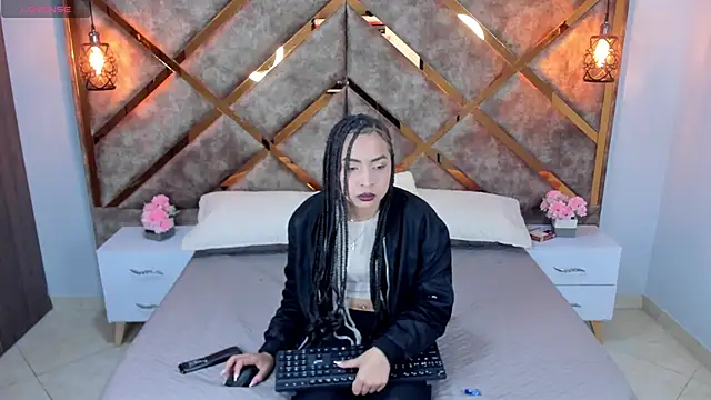 Lucia jane online show from 7, 5, 2026