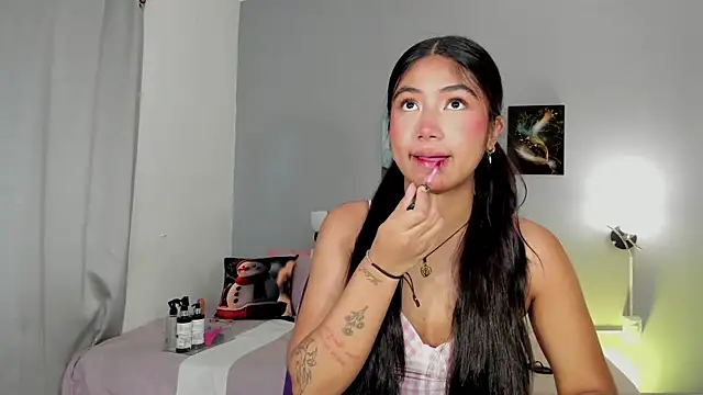 KimTayloor1 online show from 20, 11, 2025