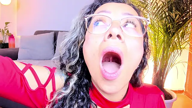 CarolaynStone online show from 27, 10, 2025