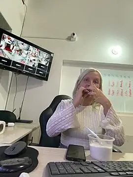 Sun Sooll  online show from 29, 4, 2026