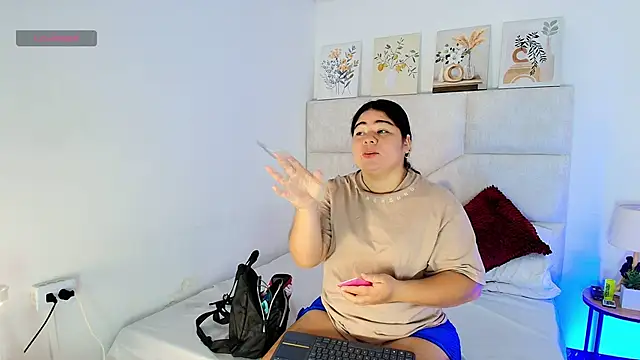 elizawiliamst online show from 12, 6, 2026