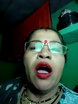 Snapshot of Manavi_x chatting on 6, 10, 2025 Manavi x online show from 6, 10, 2025