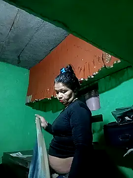 Manavi x online show from 25, 4, 2026