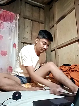 Snapshot of Hottie_pinoy21 chatting on 29, 9, 2025 Hottie pinoy21 online show from 29, 9, 2025