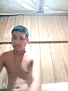 Snapshot of Hottie_pinoy21 chatting on 23, 11, 2025 Hottie pinoy21 online show from 23, 11, 2025