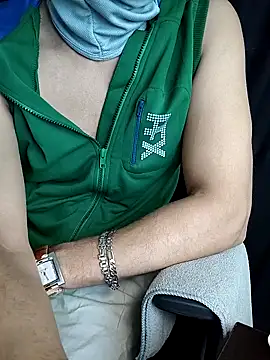 Snapshot of chocolate_alone chatting on 30, 9, 2025 chocolate alone online show from 30, 9, 2025