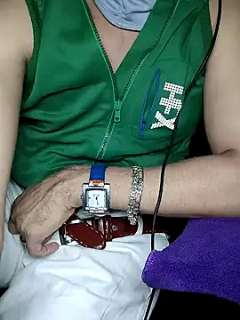 Snapshot of chocolate_alone chatting on 30, 9, 2025 chocolate alone online show from 30, 9, 2025