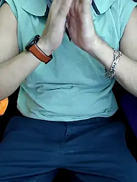 Snapshot of chocolate_alone chatting on 10, 10, 2025 chocolate alone online show from 10, 10, 2025