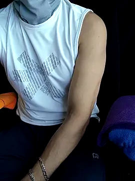 Snapshot of chocolate_alone chatting on 15, 10, 2025 chocolate alone online show from 15, 10, 2025