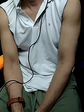 Snapshot of chocolate_alone chatting on 17, 10, 2025 chocolate alone online show from 17, 10, 2025