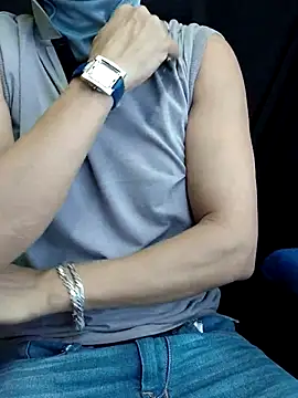 Snapshot of chocolate_alone chatting on 31, 10, 2025 chocolate alone online show from 31, 10, 2025