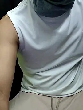 Snapshot of chocolate_alone chatting on 4, 11, 2025 chocolate alone online show from 4, 11, 2025