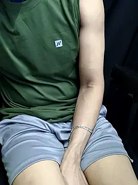 Snapshot of chocolate_alone chatting on 22, 11, 2025 chocolate alone online show from 22, 11, 2025