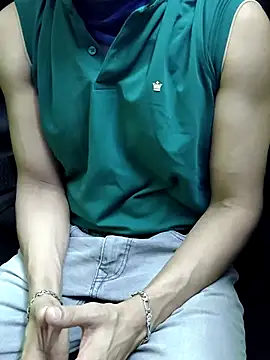 Snapshot of chocolate_alone chatting on 23, 11, 2025 chocolate alone online show from 23, 11, 2025