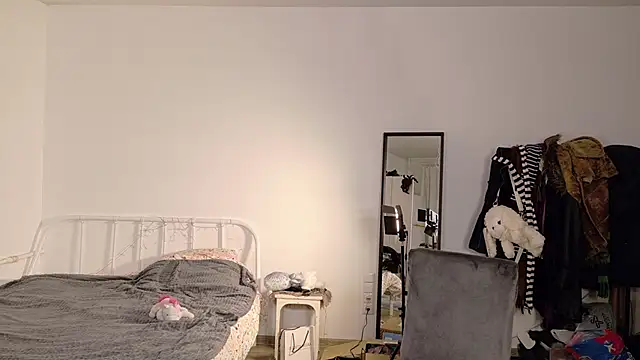 KikiMoor online show from 23, 4, 2026