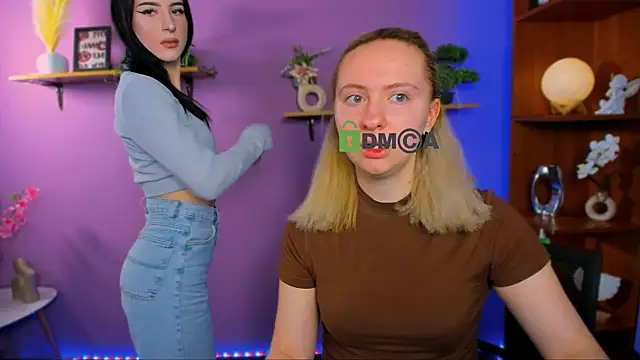 mila glow1 online show from 19, 4, 2026