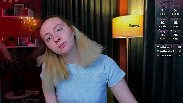 mila glow1 online show from 21, 4, 2026