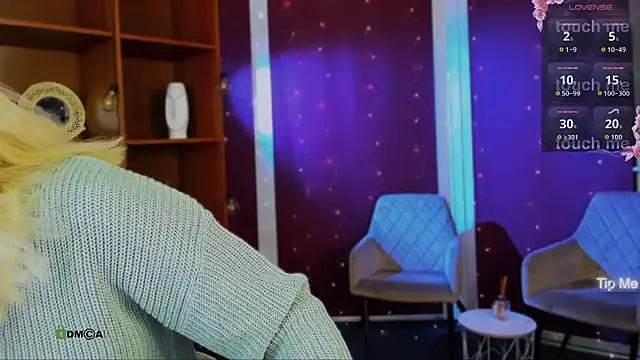 mila glow1 online show from 26, 4, 2026