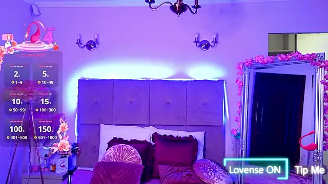 Nicole Bond online show from 6, 3, 2026