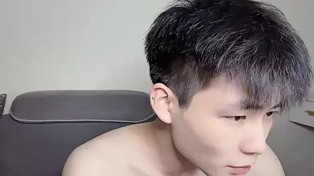 Snapshot of xiaoyang5200 chatting on 14, 11, 2025 xiaoyang5200 online show from 14, 11, 2025