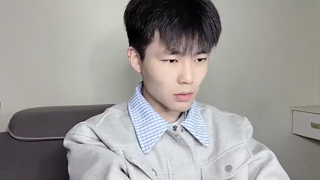 Snapshot of xiaoyang5200 chatting on 25, 11, 2025 xiaoyang5200 online show from 25, 11, 2025