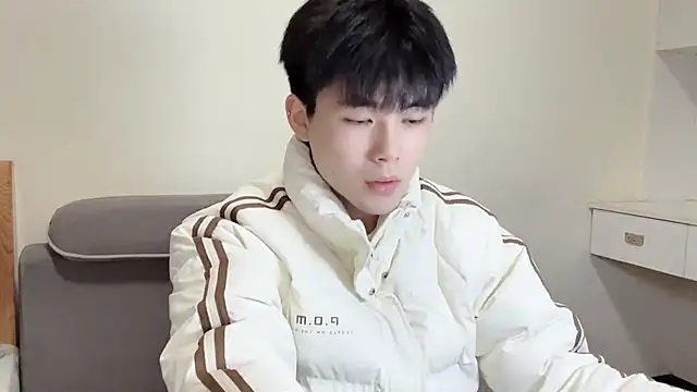 Snapshot of xiaoyang5200 chatting on 15, 12, 2025 xiaoyang5200 online show from 15, 12, 2025