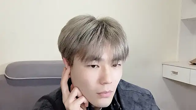 Snapshot of xiaoyang5200 chatting on 15, 1, 2026 xiaoyang5200 online show from 15, 1, 2026