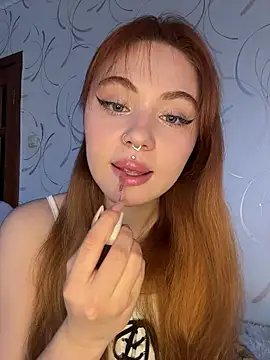 LunaMillie online show from 23, 2, 2026