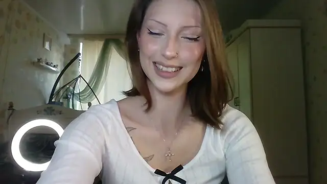 RuxaShade online show from 14, 11, 2025