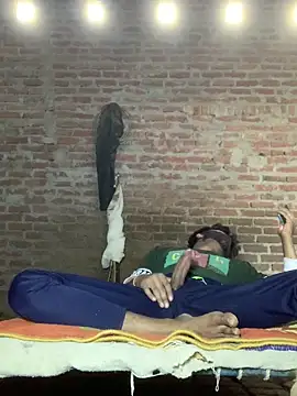 uniquesexyboy5689 online show from 13, 3, 2026